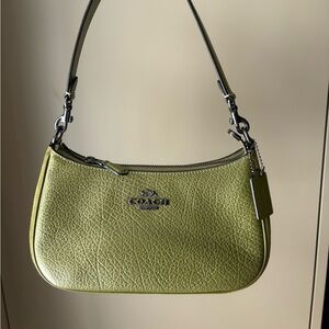 Coach Teri Green Leather And Suede Shoulder Bag